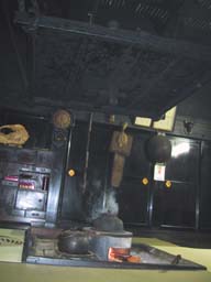 明善寺庫裡のユル（囲炉裏）